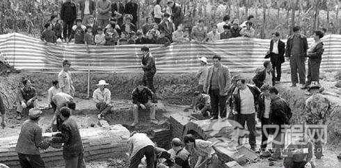 康熙帝地宫中埋藏着什么秘密？让考古队进入后却永久关闭