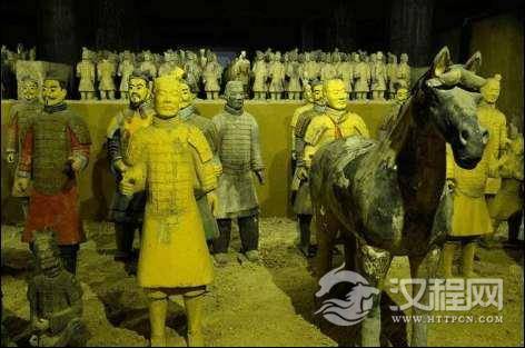 兵马俑金字塔谁更神秘？看完分析你就知道了。