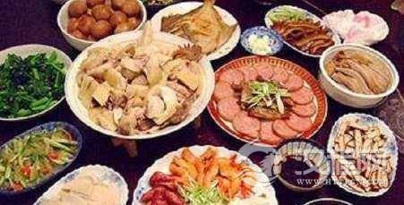 年夜饭各个地方都有所不同，但是湖北的习俗却是令人百思不得其解