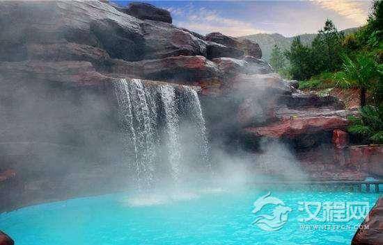 中国热泉最集中的地方是腾冲热海，当地人称之为“大滚锅”！