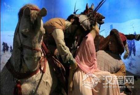 靖康之难后宫和皇室都被掳掠，为何却只有她一人得以幸免？