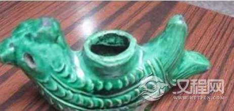 明朝严世蕃发明“美人盂”，恶出一个新境界