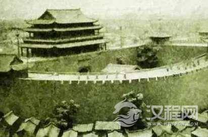 中国最顽强抗揍的城市，蒙古打不下，日本也打不下