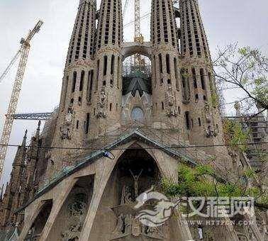 西班牙巴赛隆纳，世界上最著名的观光景点圣家堂大教堂