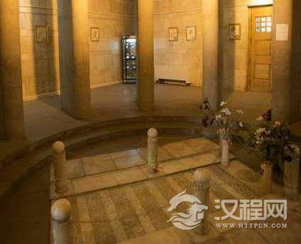 关于伊本·西拿的评价是怎样的？伊本·西拿对世界有着怎样的影响