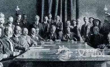 清朝亡国后，欠列强的赔款是谁还的？