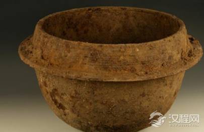 蒙古人对铁锅到底有多疯狂 能为铁锅抢破头，嫁人还得有个锅