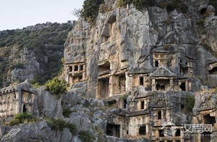 尼泊尔太阳墓有什么秘密？为什么墓主都是男性？