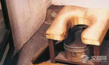 故宫里没厕所，宫里的妃子侍女怎么上厕所？