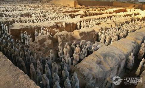 秦始皇兵马俑为什么中间都是土堆？保留这些土堆有什么意义？