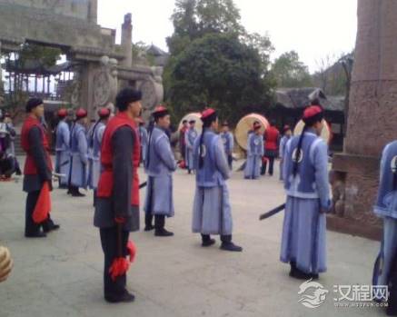 明朝最屈辱的一次 80万人的军队向一万清军投降