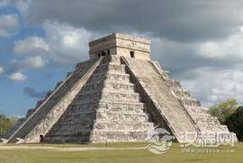 考古发现玛雅古墓出土稀世珍宝揭秘玛雅文明