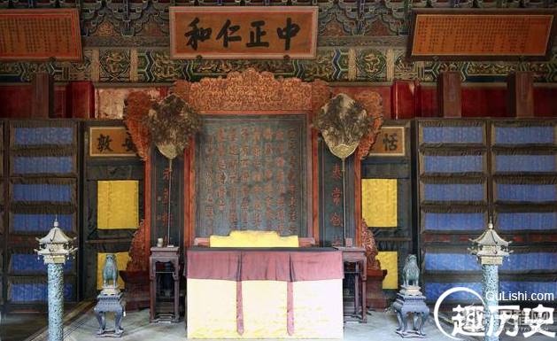 溥仪在养心殿玩，发现的一个黄纸包，揭开了雍正时期的一大迷案！