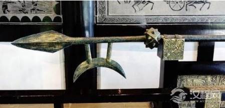 项羽兵器重达300斤 为什么他拿得动而现代人拿不起来呢