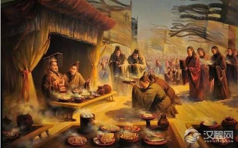 商鞅变法秦军中杀个敌人赏田一顷，秦国土地够士兵分吗?