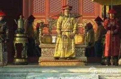 古代大臣上朝到底是什么样的 大臣都是一直跪着的吗