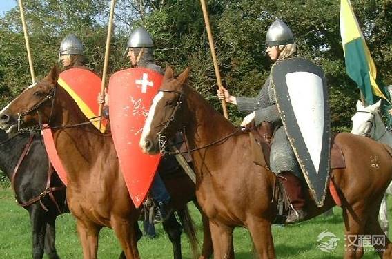 十字军东征时最喜欢的盾牌叫什么？这些盾牌有着怎样的用处