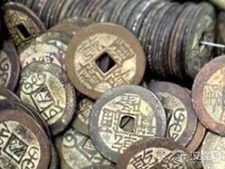 古代是没有银行卡直接打钱 官员们是如何拿到工资的