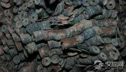 古代没有银行，古人一般把钱存放在哪儿？