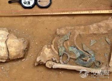 滕州东周古墓发现吴楚越文化因素，留下重重迷雾