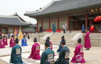 古时候交通不发达，地方官员怎么去京城开会？