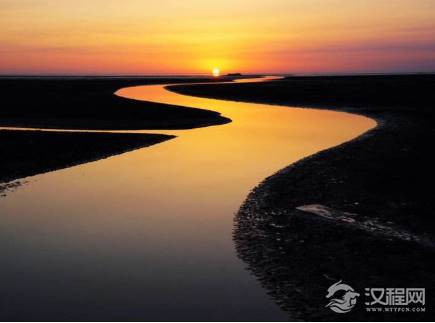 汉朝为何要重农抑商？重视农业的思想根源是什么？