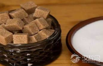 饮食文化中的南甜北咸是怎么形成的？