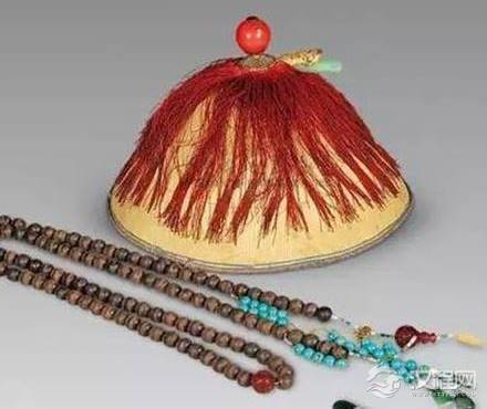 清朝官员身上带的佛珠叫什么 这佛珠到底有什么作用