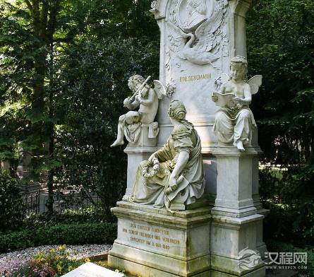 罗伯特·舒曼的作品有哪些？都有着怎样的特点