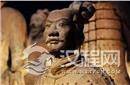 秦陵兵马俑个个都穿着铠甲 为何却不戴头盔?