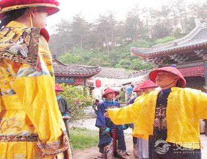 黄马褂作为皇帝赏赐之物 这个马褂到底有什么特权呢