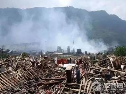 在大灾大难面前 为何皇帝不先去救灾而是去做其他事情呢