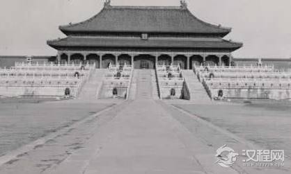 揭秘:1924年溥仪被逐出宫时，紫禁城还存有多少银两？