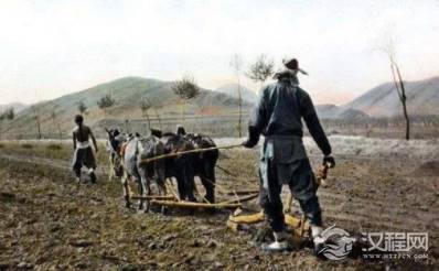 清朝时北方的百姓生活不宽裕，为何反而整天游手好闲呢？