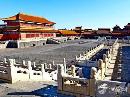 古代皇宫里面有上万人之多却没有厕所 古人是怎么解决三急的