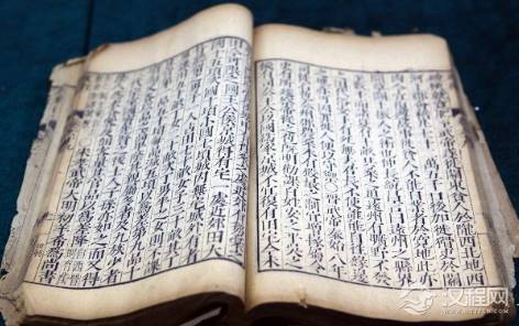 书本纸张皆是奢侈品，在古代读书有多奢侈？