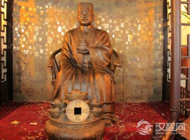 明朝商人沈万三，他到底有多少财富？他的资产换成人民币有多少钱？