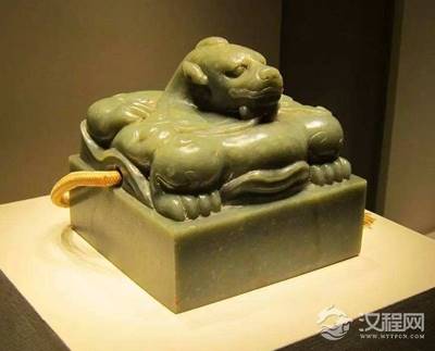 传国玉玺为什么会缺一个角 这个缺角到底是谁造成的