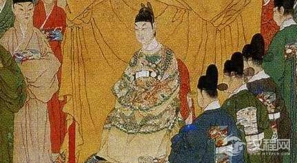 皇帝在典礼前要沐浴，十天前就要开始试水温