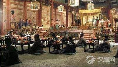 古代王朝对官员的私生活管的严吗 公酒上手,官职丢走