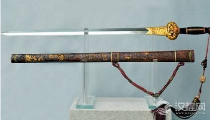 乾隆九龙宝剑真的有诅咒吗 为何后来拥有者都死于非命呢