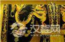 帝王龙袍的秘密：清朝龙袍第九条金龙在哪