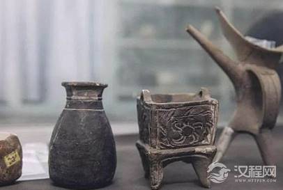 夏朝的敌人真的是商朝吗？夏朝灭亡的因素有哪些？