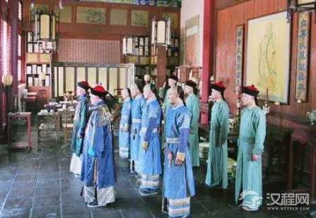 明明是皇子、皇孙没去上课，乾隆为什么处罚了老师刘墉？