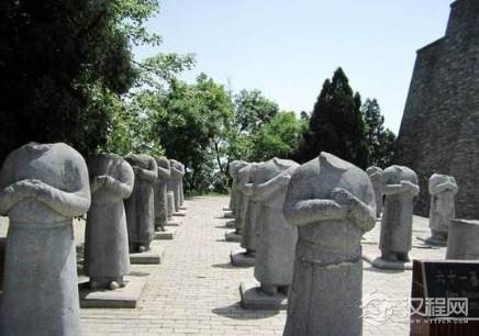 武则天墓前的“守灵人”为什么没有脑袋 他们的头到底去了哪里