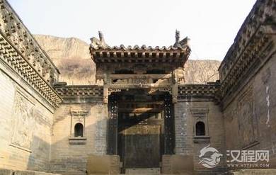 邓国：殷商时期，国王武丁封他的叔父为邓侯，建立邓国