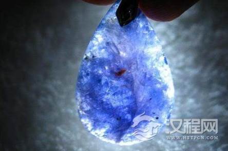 堇青石是什么宝石？堇青石有什么作用？