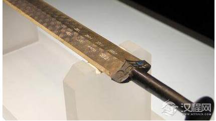 勾践剑和夫差矛是什么样的？为何它们会在一起？