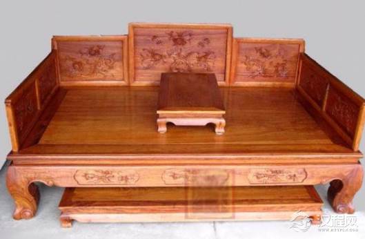古代的床不仅仅是用来睡觉的，古代的床跟现代有什么区别？