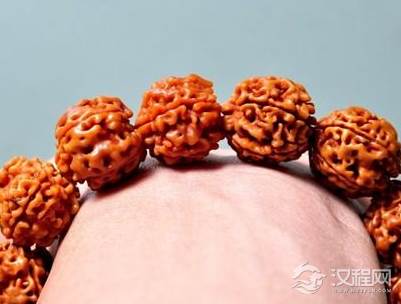 金刚菩提子佛珠手串怎么清理？金刚需要每天都刷吗？